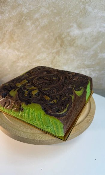 Pandan Chocolate Callebaut Marble Sourcream Buttercake