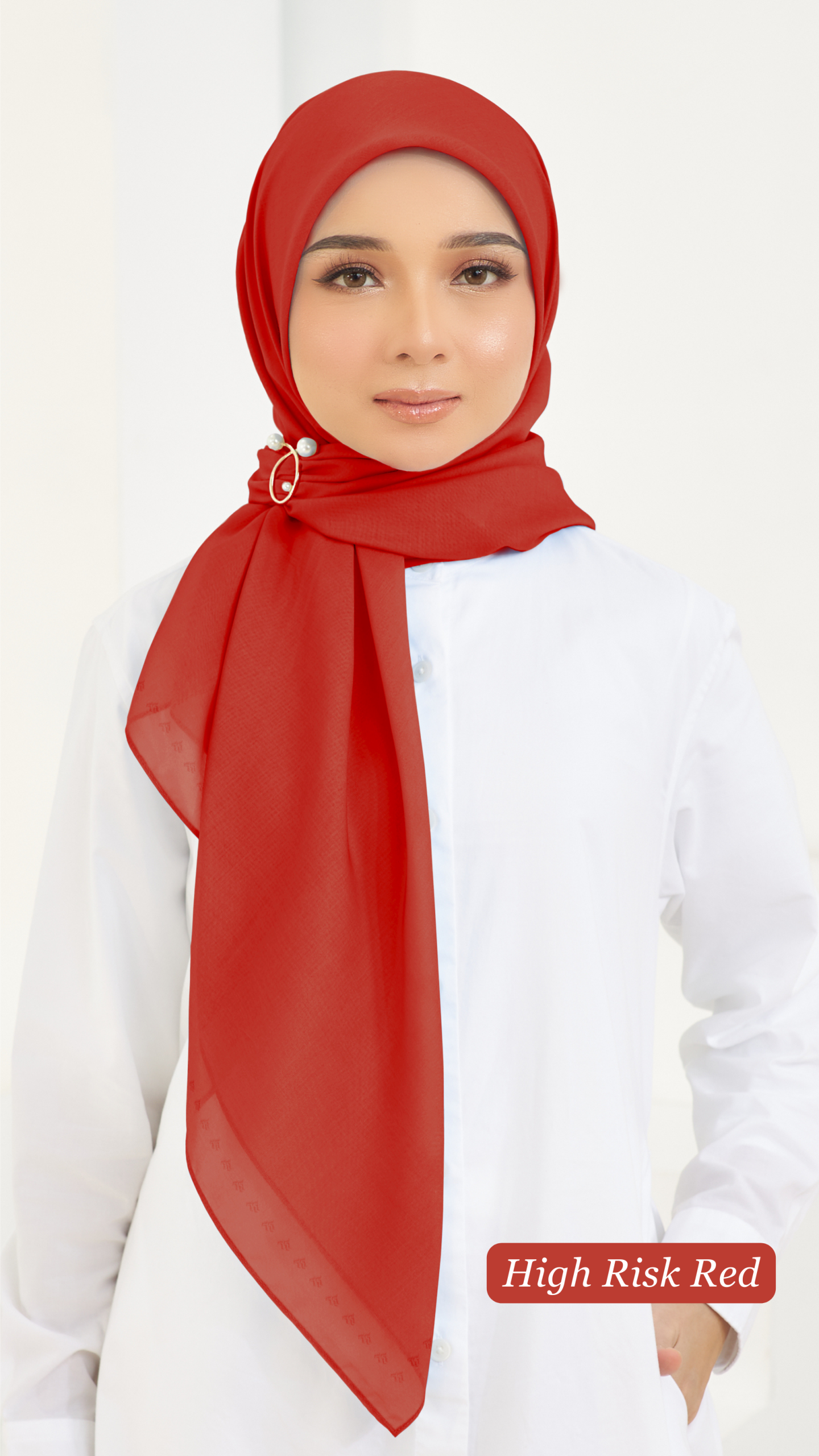 Cotton Voile Square Red (B5) - Image 5